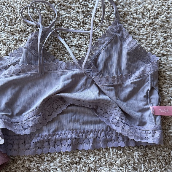 Bralettes - Picture 2 of 3